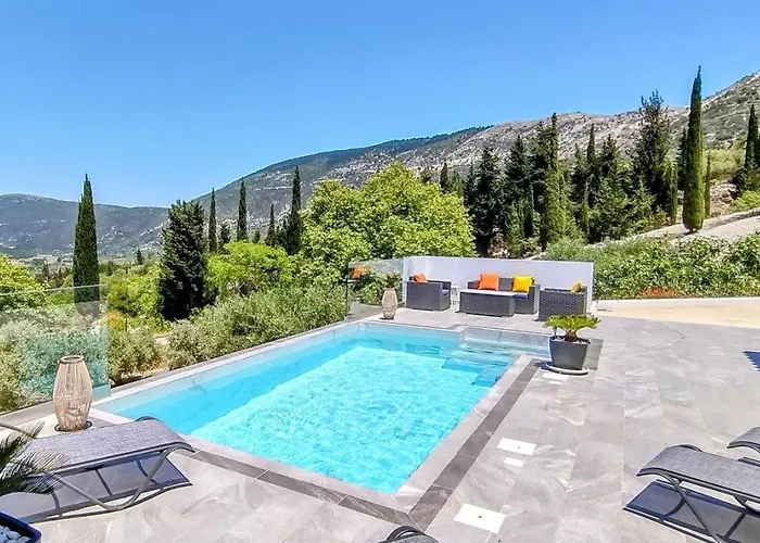 Katerina Kefalonia *
